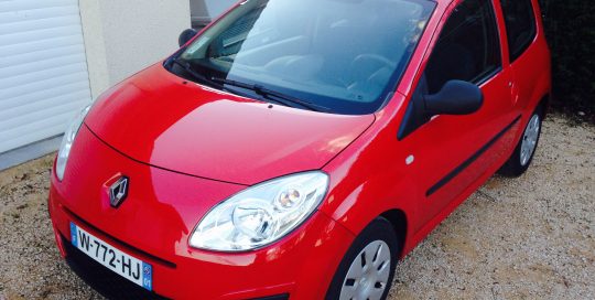 Renault Twingo II rouge essence