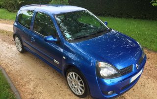 Clio RS Jean Ragnotti avant droit jantes Turini