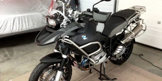 nettoyage-moto-BMW-adventure