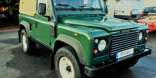 Land Rover Defender 1993