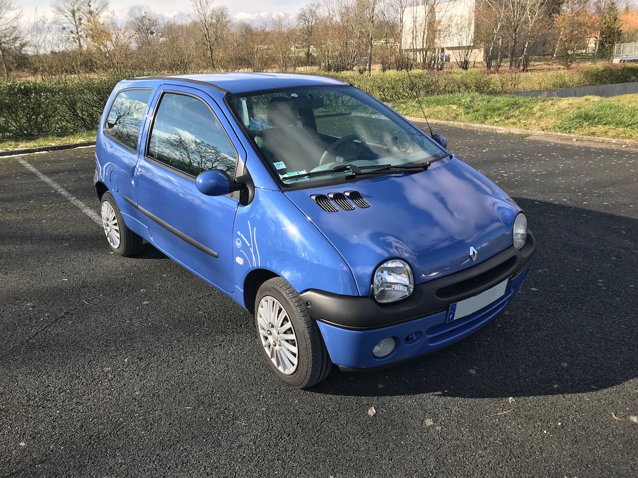 avant-droit-renault-twingo-16V-bleue-2007-83000km-