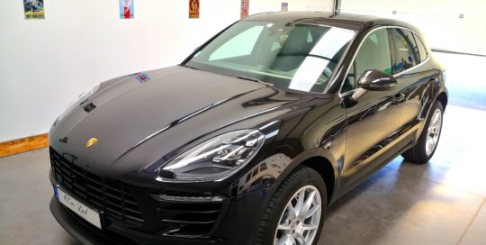 Porsche Macan S noir profond